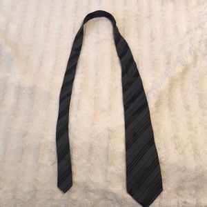 Van Heusen tie